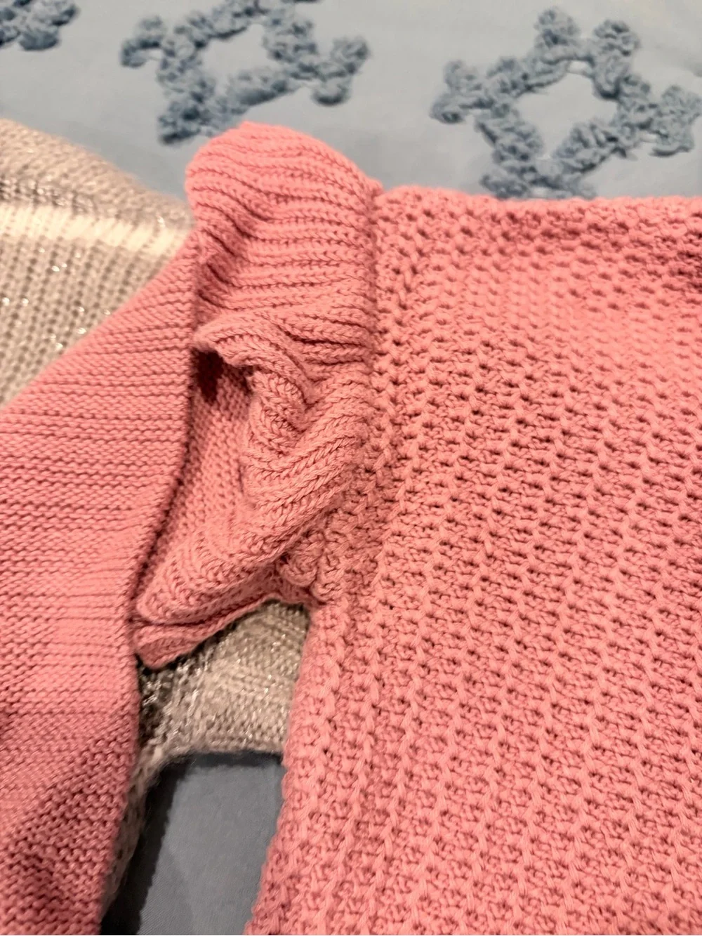 The Children’s Place Girls Sweater Bundle Size 5/6 Pink Gray Knit 2-Piece